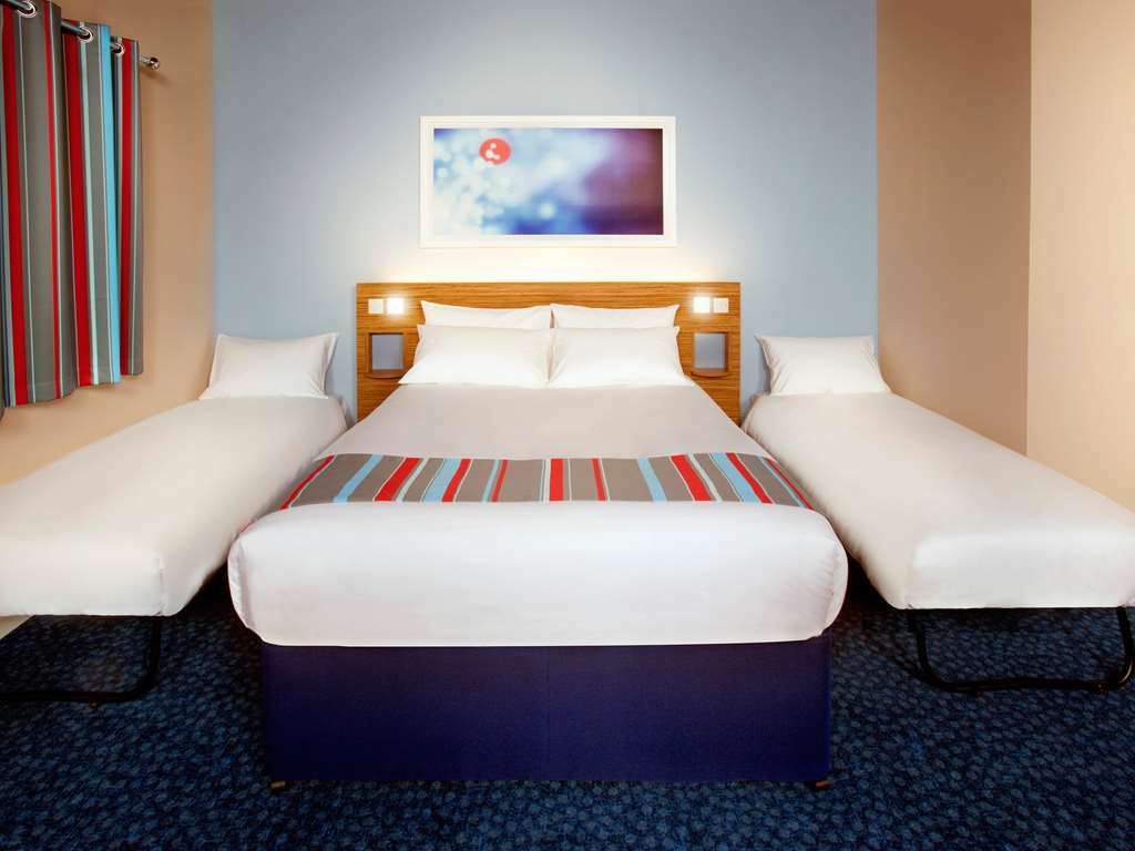 Travelodge Glossop Cameră foto